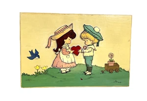 Vintage 1960er Mid-Century Holz Schatulle Handtasche handbemalt Junge & Mädchen, Joan Walsh Anglund - Bild 1 von 9