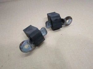 Isuzu Trooper 3.1 MK2 pre-facelift hood bonnet side bump stops x2 - Picture 1 of 4