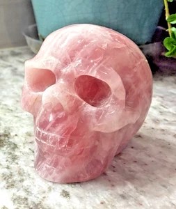 Beautiful Translucent Skull Rose Quartz Hand Carved Crystal 3.25" 1.25 lbs. L12 - Picture 1 of 8