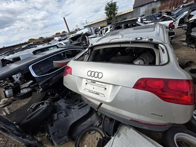 Trunk/Hatch/Tailgate With Spoiler Fits 07-09 AUDI Q7 495588 - Image 1 of 4