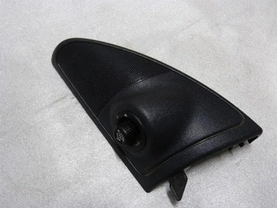 Range Rover Sport L320 Discovery L319 Mirror Triangle Cover Driver's Door - image 1 of 4