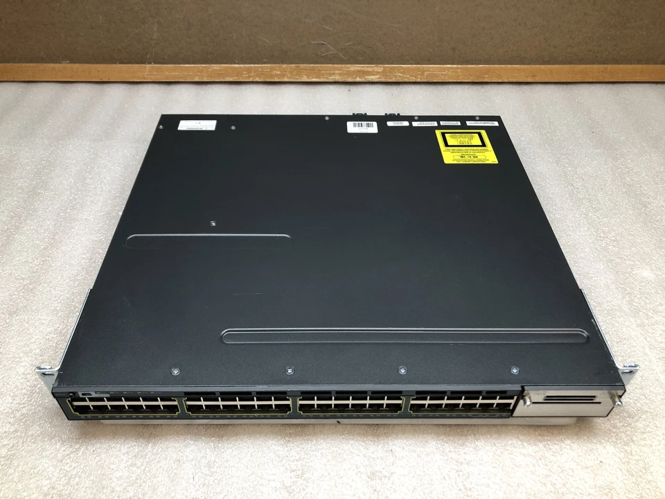 Cisco WS-C3560X-48T-S 48-Port Gigabit Ethernet Network Switch - Image 1 of 4