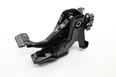 2020 - 2023 VOLKSWAGEN ATLAS CROSS SPORT BRAKE FOOT STOP PEDAL OEM 5QN723058D - Image 1 of 4