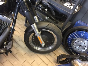 Frontfender Harley Fatboy 140/75 R 17, Heritage, Slim, Softail, Custom, Uni usw. - Afbeelding 1 van 9