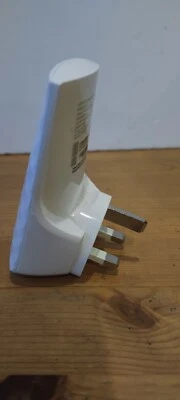 TP-LINK AC750 Wireless Range Extender (RE200) - White - Image 1 of 4