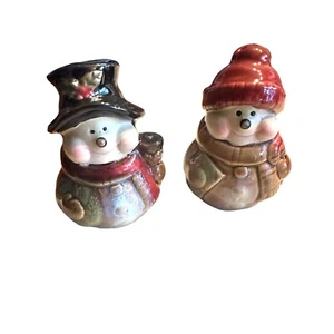 Snowman salt and pepper shakers warm tones chubby cheeks - Picture 1 of 3