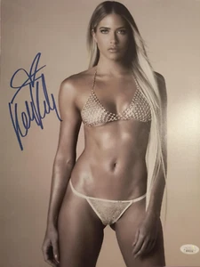 WWE Diva Superstar Kelly Kelly Barbie Blank Signed Autographed 11x14 Photo JSA - Imagen 1 de 2
