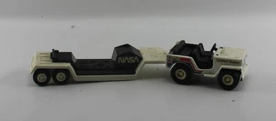 Lote de camiones Jeep y remolque Buddy L NASA de colección Foto 1 de 3