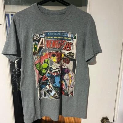 Camiseta gris Marvel Avengers #Avengers #Marvel Foto 1 de 2