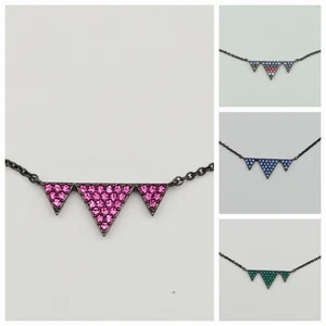 Collana con ciondolo trio triangolo invertito tono e cristalli canna di fucile Nadri - Foto 1 di 10