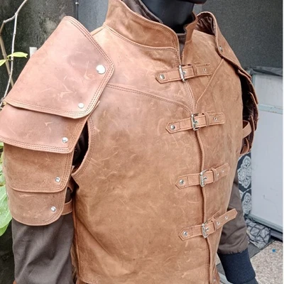 Traje de armadura de cuero medieval Larp Cosplay conjunto de armadura cuero caballero armadura vikinga Foto 1 de 4