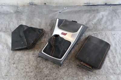 Subaru WRX STI EJ257 2013 2,5 L OEM consola central reposabrazos kit Alcantara #2665 Foto 1 de 4