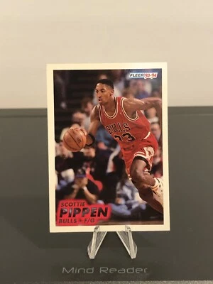 Scottie Pippen Basketball Card #32 1993 - 1994 Fleer Chicago Bulls NBA - Image 1 of 4