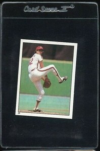 1981 TOPPS STICKERS #25 STEVE CARLTON HOF PHILADELPHIA PHILLIES 