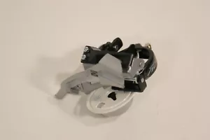 Shimano Altus FD-M2000 Front Derailleur 3 x 9 speed 34.9mm Dual Pull M2000 - Picture 1 of 2