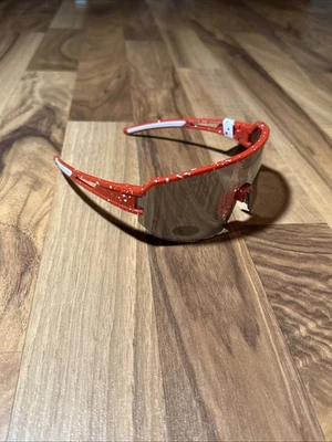 Gafas de sol Pugs marco moteado rojo y blanco Foto 1 de 4