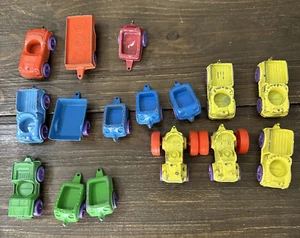 Tootsie Toy Diecast Lot of 16 Misc Tractor Cart Other 1960's Vintage - Picture 1 of 23