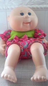 CPK 2009 Cabbage Patch Kids Baby Puppe rosa grün Outfit gebraucht - Bild 1 von 10