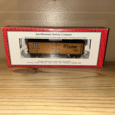 HO Scale Intermountain Railway SFRD 35725 El Capitan West Refrigerator Car - Image 1 of 2