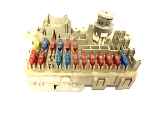 MGF Mk1 passenger compartment fuse box - VIN 3D610317 YPP10290/YQE101970 - Picture 1 of 1