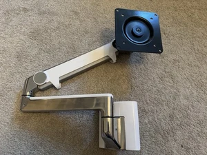 Humanscale Monitor Arm with VESA Plate For Rail - Picture 1 of 2