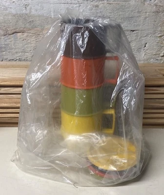 Nuevas tazas y cubiertas TUPPERWARE #1312 y 4 #1313 colores de cosecha sin usar en paquetes Foto 1 de 4