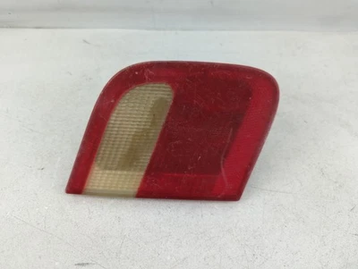 Luz trasera lateral izquierda conductor BMW 323i 2000-2000 OEM Q8MON Foto 1 de 4