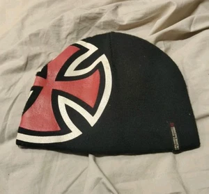 Gorro negro con logotipo INDEPENDENT - Imagen 1 de 2
