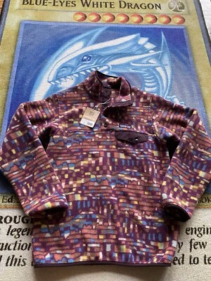 NUEVO CON ETIQUETAS Patagonia Fitz Roy Patchwork Noche Ciruela Synchilla Snap T Mujer’s XS Pequeño Foto 1 de 4