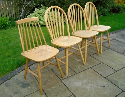 Mixed Set of 4 Beech Country Kitchen Dining Chairs Spindle Slat Hoop Back - Image 1 of 4