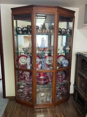 Madera/Vidrio Marrón, 4 Estantes, Hexagonal, Armario Curiosidades con Bombillas  Foto 1 de 4