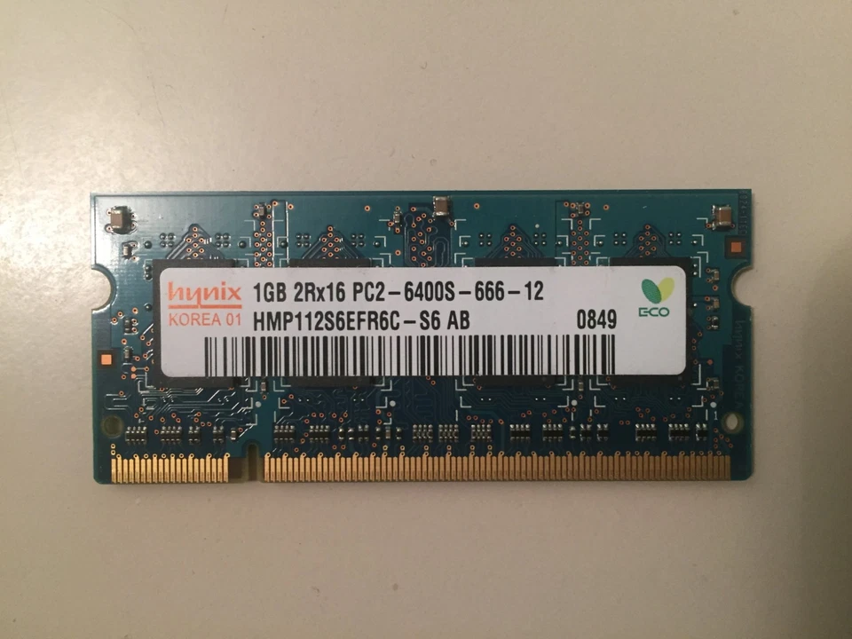 Ram sodimm 1gb ddr2 800mhz 6400S Hynix HMP112S6EFR6C-S6 per notebook - Immagine 1 di 1