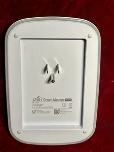 UniFi Dream Machine Beacon | UDM-B | Wi-Fi Mesh Extender | Plug-In Design - Picture 1 of 3