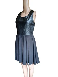 Vestido Line Dot para mujer sin mangas negro aline cuello redondo piel de oveja mediano - Imagen 1 de 12