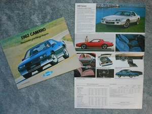 1982 Chevrolet Camaro Color Foldout/ Catalog Special Version - Picture 1 of 1