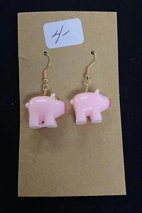 Enamel gold tone pink dangle pig earrings - Picture 1 of 2