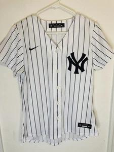 New York NY Yankees Anthony Rizzo #48 Nike Home Jersey NWOT Size M Women’s - Picture 1 of 9