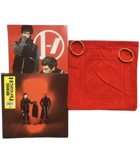 TWENTY ONE PILOTS - BREACH FOCUSER PICTURE DISC WITH VELVET SLEEVE  - Picture 1 of 2