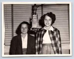 Vintage Photograph Girls Posed at KJAY Radio Station in Topeka KS Kansas - Picture 1 of 2