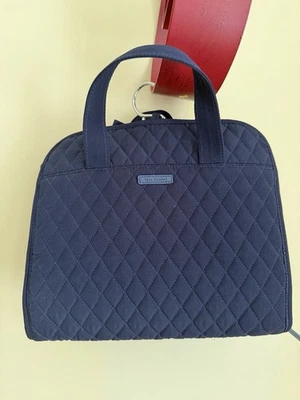 Vera Bradley 绗缝海军蓝旅行悬挂收纳袋化妆包全新无标签 — 第 1/4 张图片