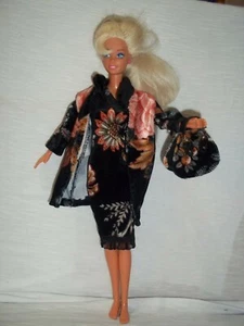 Schönes Set Kleid und Mantel mit Handtasche für 11,1/2-12"" Puppen - Bild 1 von 2