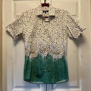 MEN’S JARED LANG BEACH PRINT BUTTON DOWN SHORT SLEEVE SHIRT - Picture 1 of 6