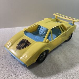 Vintage Tootsietoy Lamborghini Countach Car Made In USA