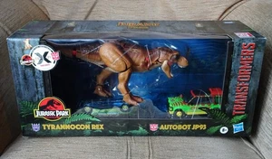 Hasbro Jurassic Park X Transformers 2021 Tyrannocon Rex Autobot JP93 unopened - Picture 1 of 22