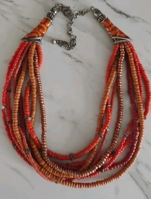 Collar multihilo con cuentas de madera naranja y marrón de Chico's 16"-20" Foto 1 de 4