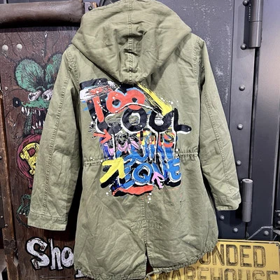 Parka ZARA Graffiti Militar Grunge Avant Garde Punk Streetwear Para Mujer’s M Foto 1 de 4