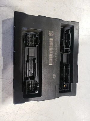 Módulo de control de confort de la carrocería - Audi A4 B8 2011 automático 2,0 L Quattro OEM 8K0907064CF Foto 1 de 4