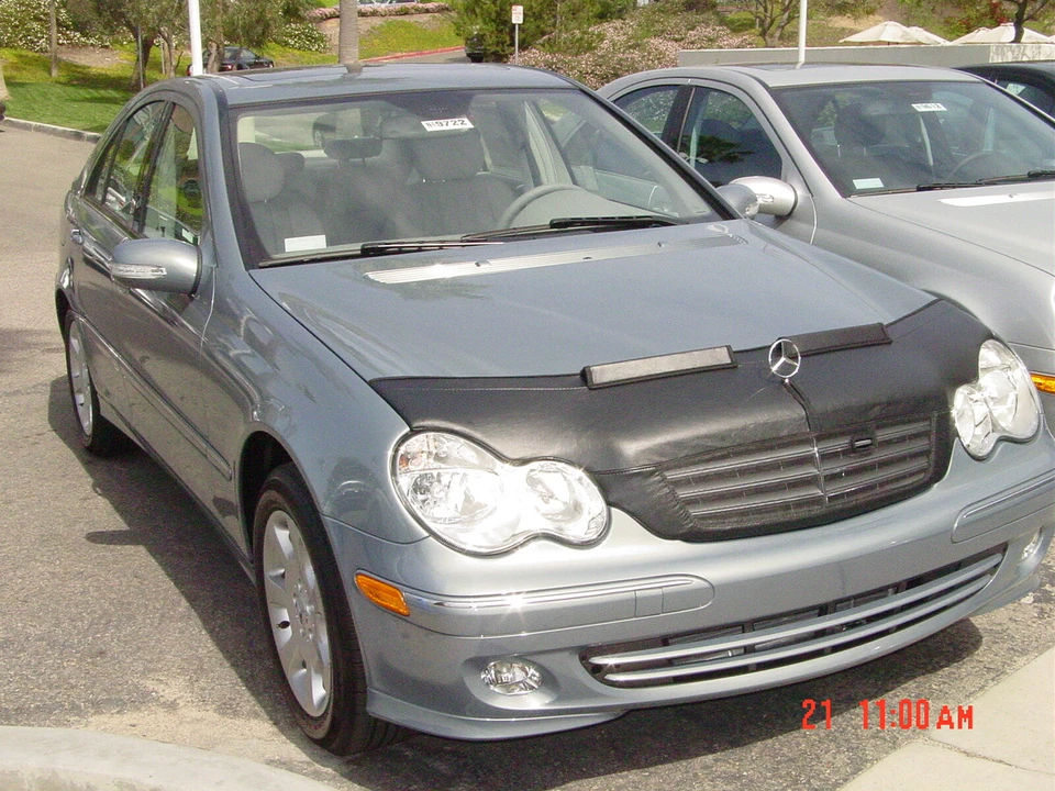 Colgan Sport Hood Bra 1 pc. Mask Fits Mercedes C230 & C240 2002-2007 02-07 - Image 1 of 1