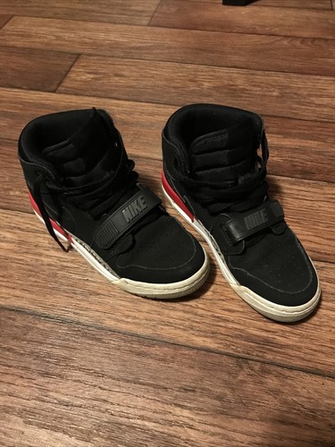 Nike Air Jordan Legacy 312 nere rosso fuoco AT4040 060 bambini Gs taglia 4 anni