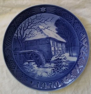 Royal Copenhagen 1976 Kai Lange Christmas Plate Vibaek Water Mill - Bild 1 von 2